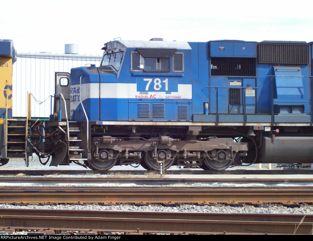 CSX 781 Ex Conrail 4136